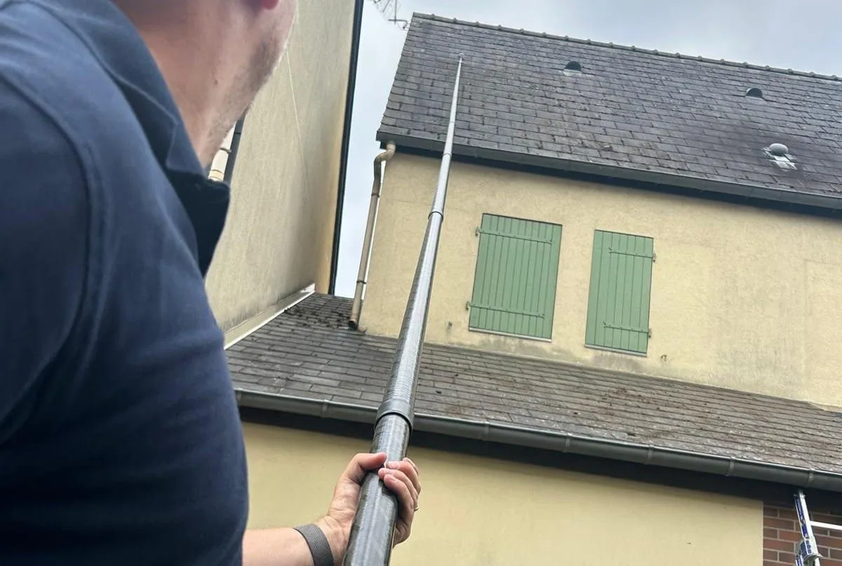 Inspection de toiture par drone à Seine-et-Marne Inspection de toiture par drone à Seine-et-Marne